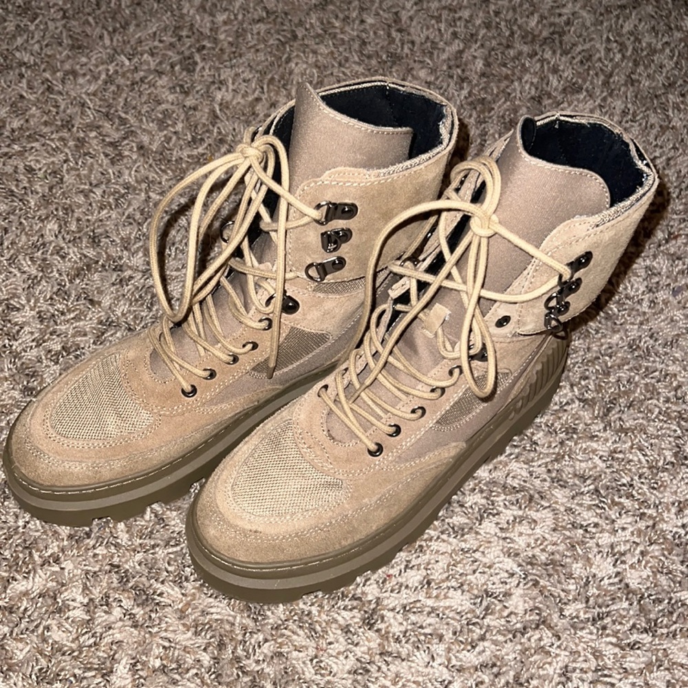 Suede Dessert boot